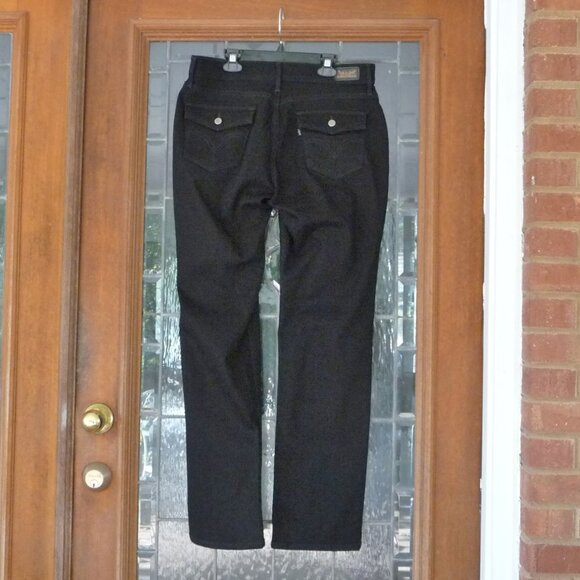 Levi's 525 Perfect Waist Straight Leg Jeans 31X32 - Picture 3 of 12